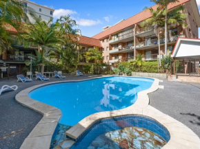 Hawaiian Gardens - Unit 22